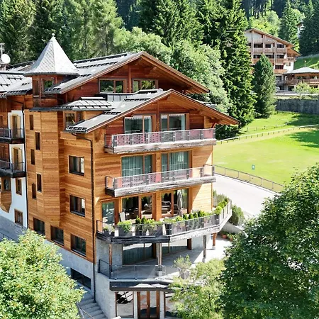 Chalet Laura Lodge Hotel-3